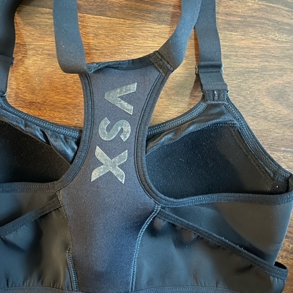 Victoria’s Secret VSX Adjustable Sports Bra 34B - Picture 4 of 7